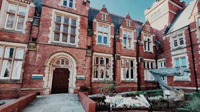 🇬🇧 Leeds Day Trip Diary | 27 Feb ☀️