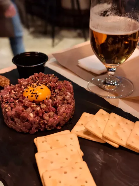 Cáceres' Culinary Crown: Medieval Bites & Safe Delights!