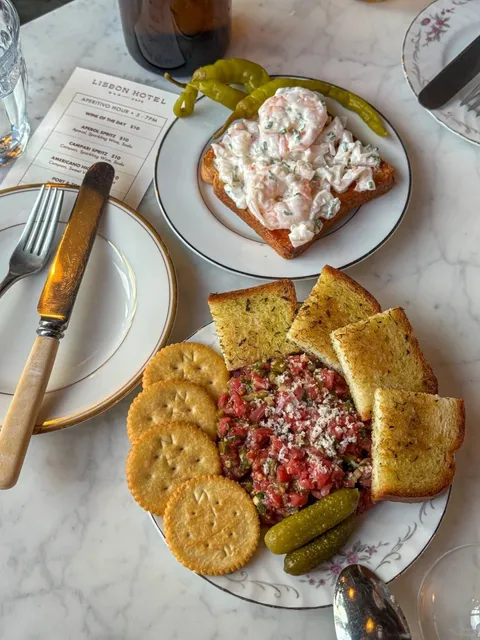 Toronto's Most Chill & Romantic Affordable Portuguese Wine Bar 🍷✨  