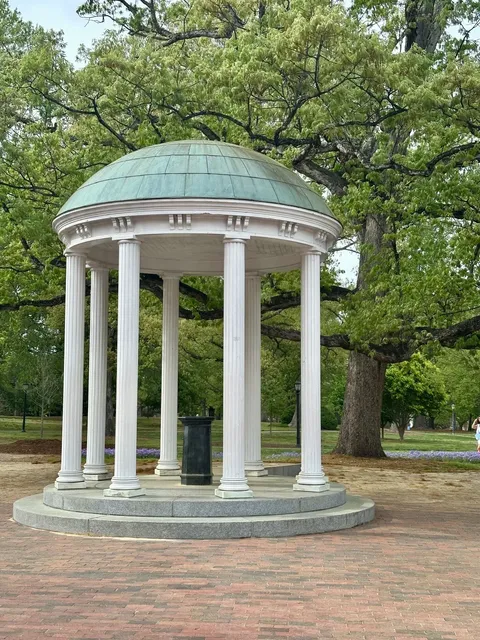 🚗 A Quirky & Cozy Weekend Road Trip: Atlanta → NC