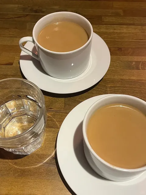 Philadelphia’s Charming Middle Eastern Spot: Malooga 