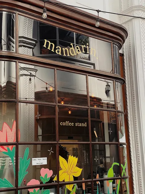 Mandarin Coffee Stand