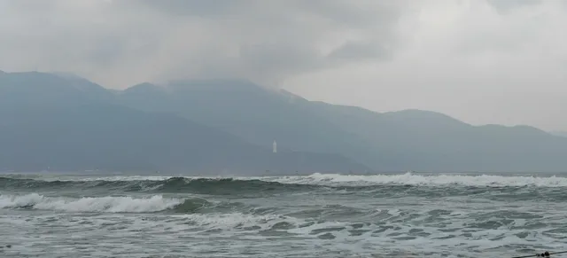 🇻🇳 Da Nang Surf Coach Review: Meet Sebastian!