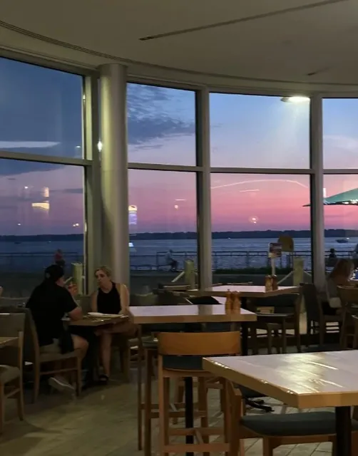 🌊 Shoreline Bar & Grille | Lakefront Dining on Lake Erie