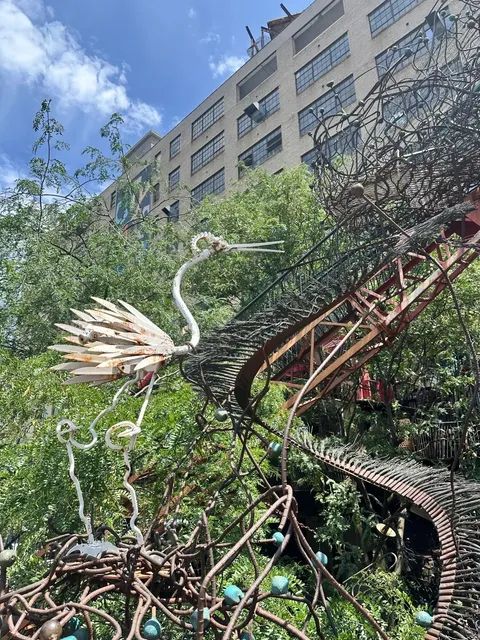 St. Louis : Gaudí Meets Industrial Madness - The City Museum