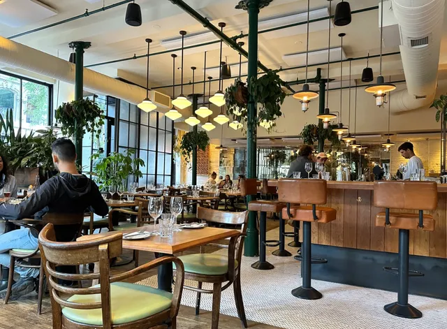 🍽️ Montreal Food Journal | A French Encounter at Vallier Bistro 