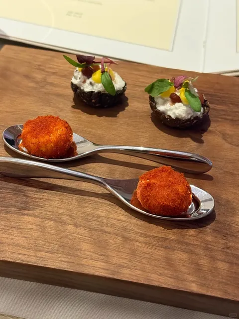 🇬🇧 Near the Cotswolds – A Restaurant That Hid Its Michelin Stars! ⭐️