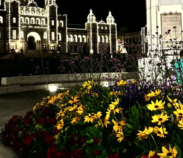 ​​Victoria Island Day Trip | Scenic Spots & Food Guide​​ 🌸