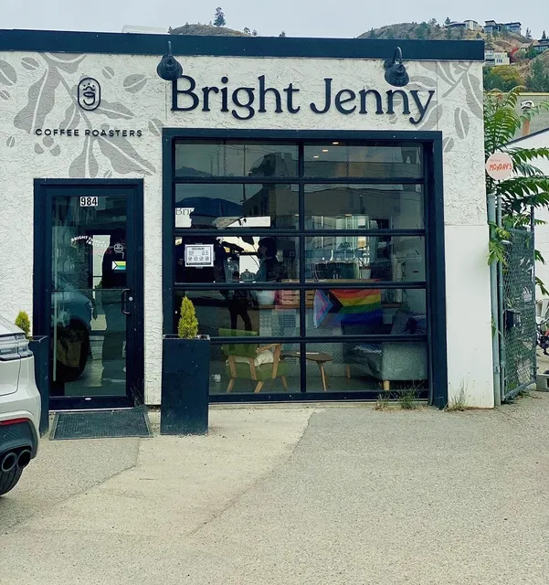 🇨🇦 Perfect One-Day Trip to Penticton from Kelowna! 🚗💨