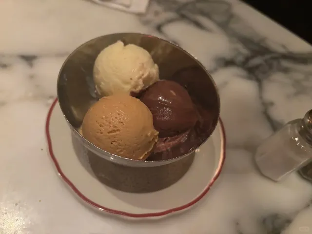 Washington DC French Cuisine | The Parisian Illusion of Le Diplomate 