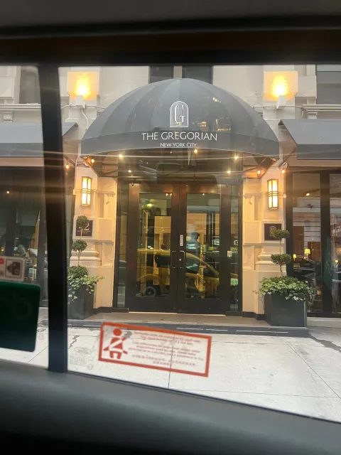 🌟 The Most Breathtaking Hotel in NYC – By Far! 🌟