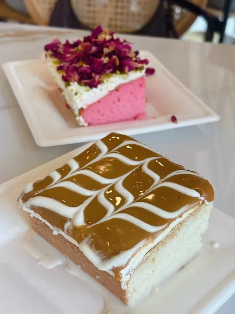 A Relaxing Afternoon with Middle Eastern Sweet Aromas ☕