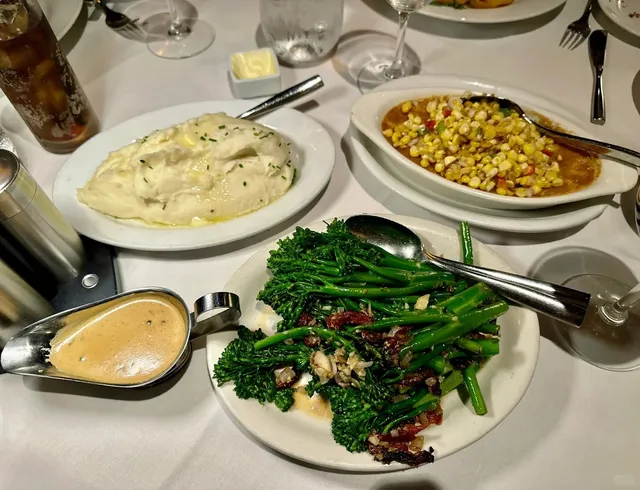 Pasadena | Timeless Classic Steakhouse