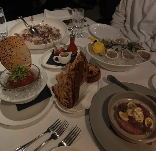 Boston couple double dates to enjoy life in Wellington