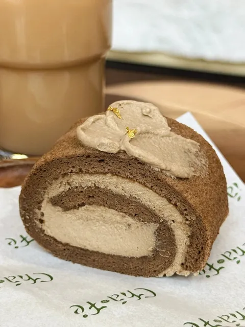 🇬🇧 LD | The BEST Hōjicha Swiss Roll in London! 😋  