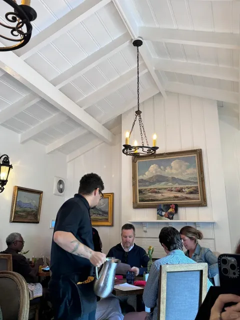 LA Area | Palm Springs Brunch Spot: Pretty, Tasty & Photo-Worthy! 📸✨