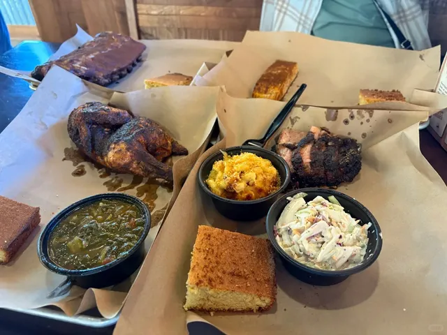🇺🇸 Rochester Food Adventure - Mission BBQ 🍖🇺🇸
