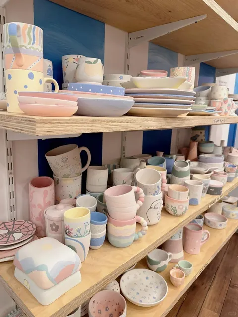 Paris Porcelain DIY Workshop – The Girls Here Have Such Great Taste! 