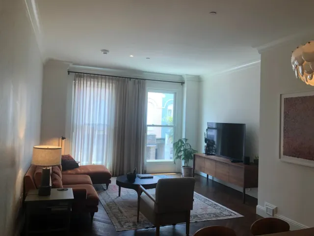 My Heart is in a Pinch—in the Best Way! 💔🏨✨