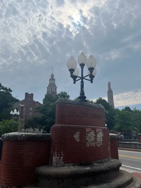 🎓 Brown University – Providence, RI