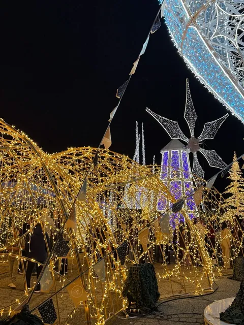 🎄 LA's Christmas Vibe Hits 99% - Ultimate Photo Guide! 🎄