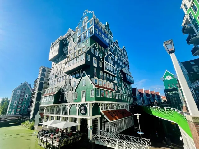 🇳🇱 LEGO Town + Windmill Village! Budget Travel Guide!!