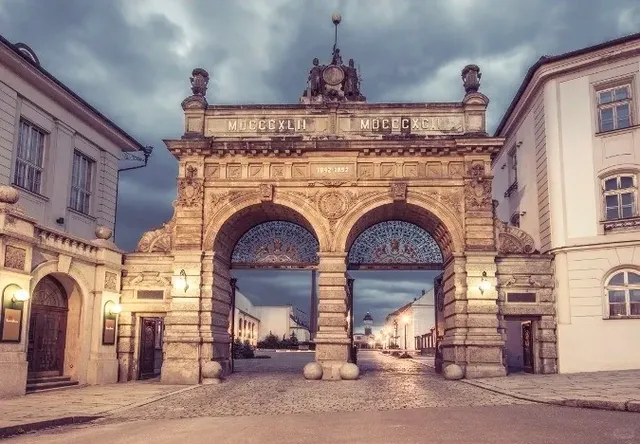🇨🇿 Plzeň (Pilsen) Day Trip | Where Beer Flows & History Glows!