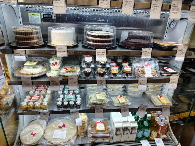 Crème de la Crème of Gluten-Free Bakeries! 🥐🌟