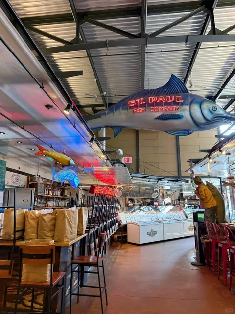  In Milwaukee! A Hidden Gem Lobster Roll Packed with Lobster! 🦞💥