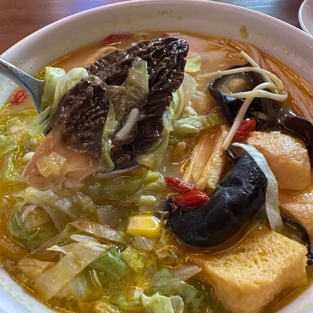 Visiting the New Location of Ji Bei Chuan in Orlando! 🍜