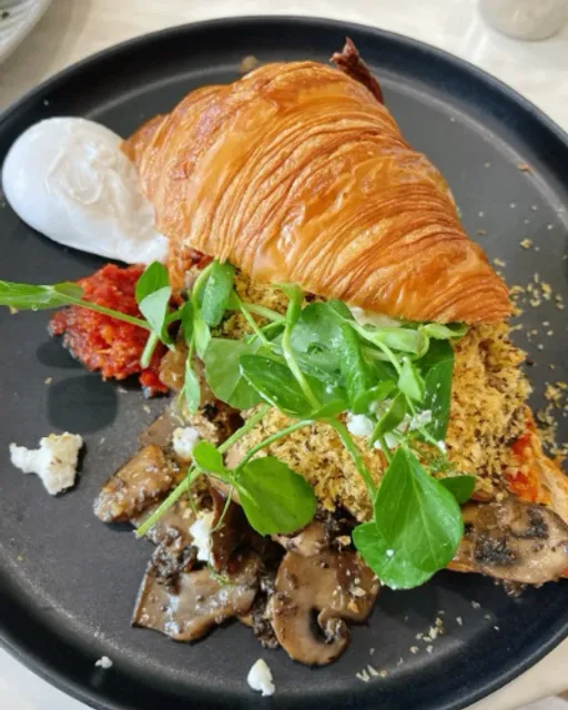 L’Anse French Café & Croissanterie | A Must-Visit French Bakery in Por