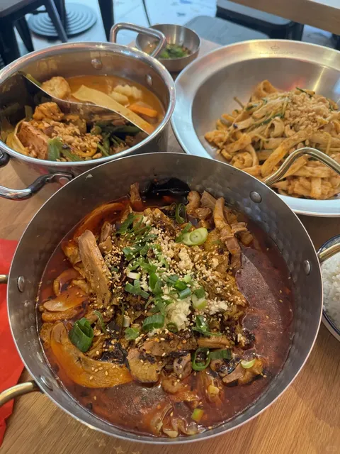 Don't you think autumn 🍂 goes perfectly with roast duck? 🤤