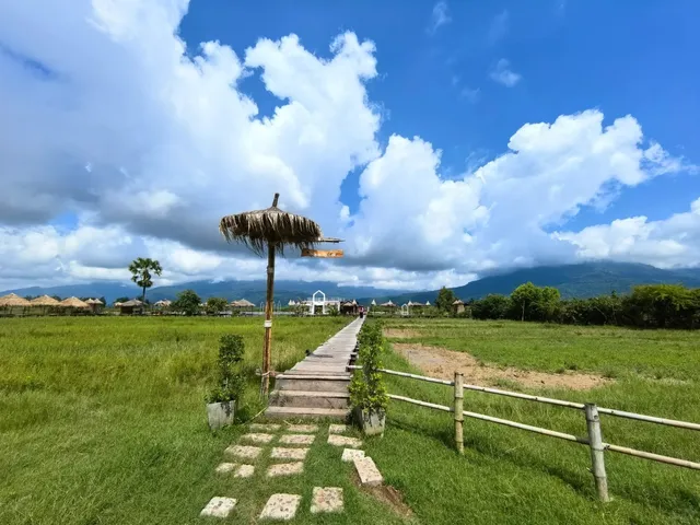 🇱🇦 Southern Laos Adventure → Stunning Pakse!