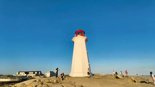 🇨🇦 Peggy's Cove Lighthouse | A Symphony of Light & Solitude