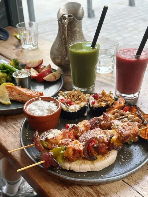 🇬🇧 London | A Yummy Mediterranean Brunch 🥙