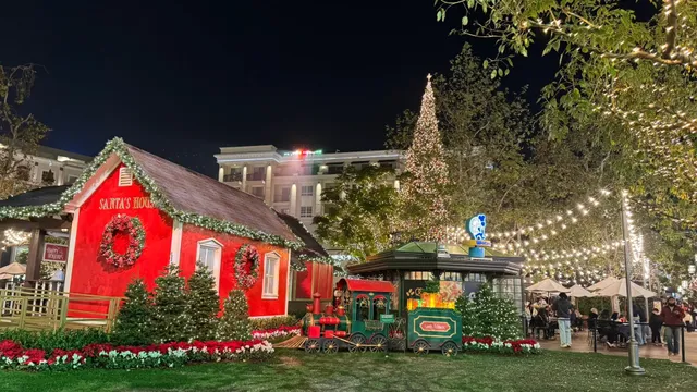 Los Angeles Holiday Exclusive 🎄 A Better Pick Than The Grove