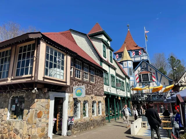 🚗 Atlanta's German Gem: Helen, Georgia 🏰