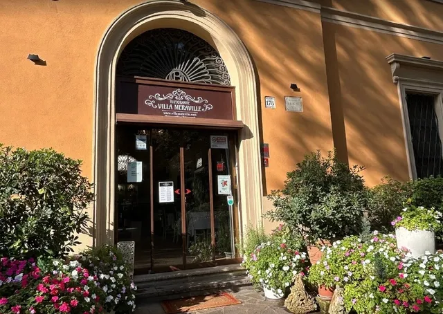 A Perfect Blend of Italian Romance and Nature 🌿🍷