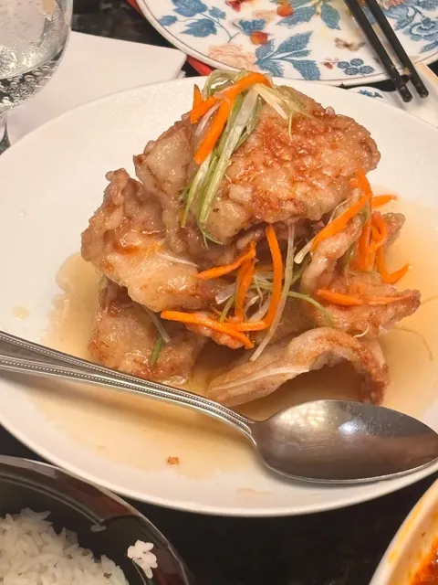 In Vegas, When You're with a Big Group, You Just Crave Chinese Food 🍚