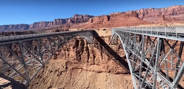 Navajo Bridge: Where History Meets Horizon 🌉🌄
