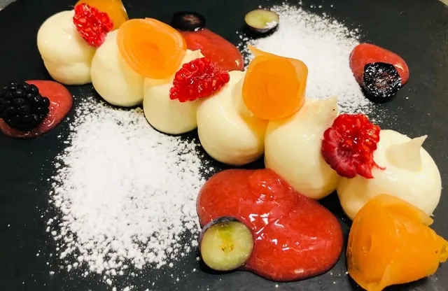 Ristorante Enoteca Da Lucia: The Timeless Flavor of Bologna 🍷