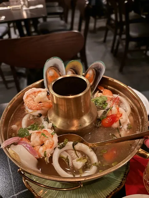 New York Thai Dining: Prem Thai 🍍🌺