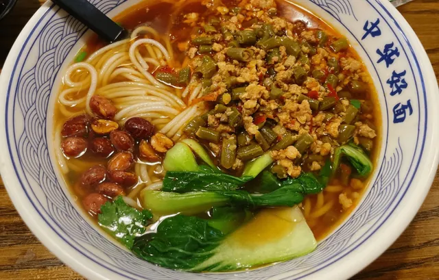 Flushing Hunan Rice-Noodle Slurp | Pure Slurp-Satisfaction 😍