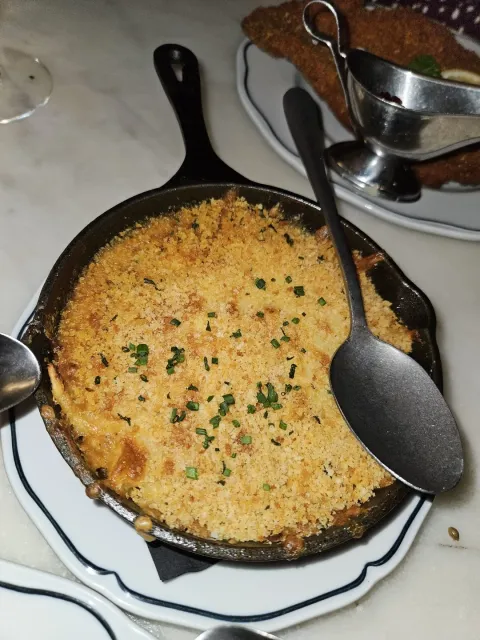 Delicious German Comfort Food in Miami! 🥨🍖✨