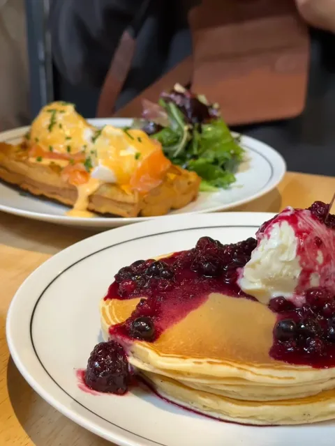 In Brussels, choosing a Brunch spot must be Woodpecker