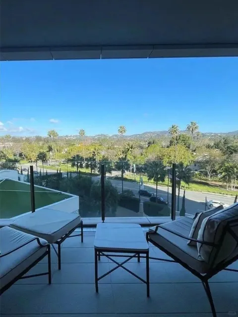 L'Ermitage Beverly Hills – Amazing Stay, Now on Night 3! 😭😭  