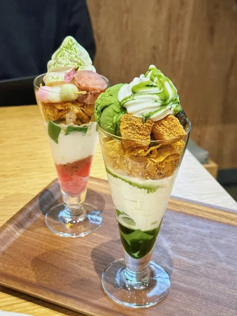 Enjoying the Trendy Japanese Parfaits in Seattle