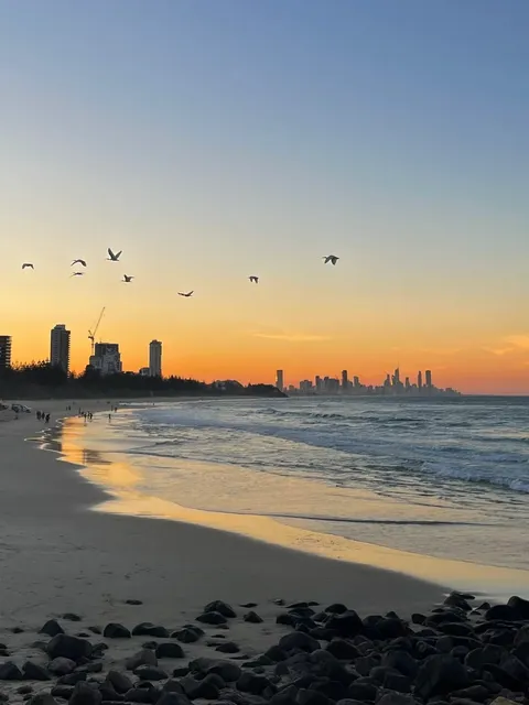 🌅 Who can resist Burleigh Heads anyway!!​