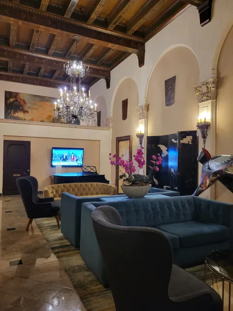 🌟 Prime Location & Upscale Boutique Vibes! 🌟