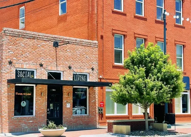 Day Trip — The Charming Town of McKinney